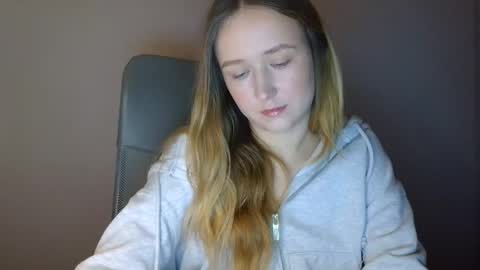 Lulu Baby18 online show from 01-14-26, 07:52