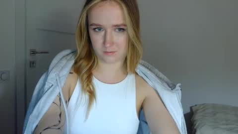 Lulu Baby18 online show from 03-12-26, 07:53