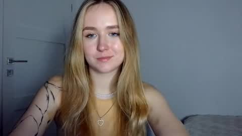 Lulu Baby18 online show from 04-06-26, 07:26