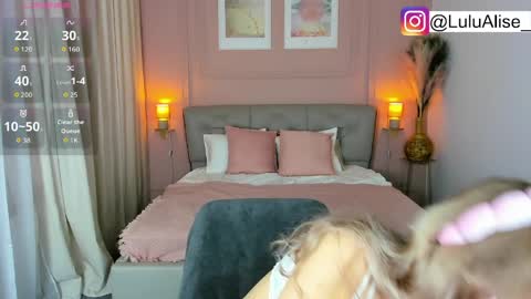 Alise online show from 04-04-26, 01:19