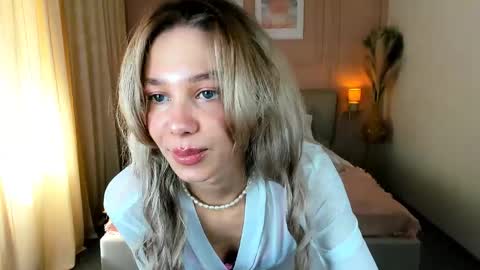 Alise online show from 05-05-26, 01:52