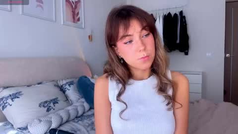 Snapshot of luluberryx chatting on 06-03-26, 02:03 lulu berry online show from 06-03-26, 02:03