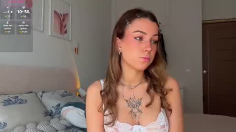 Snapshot of luluberryx chatting on 06-10-26, 02:12 lulu berry online show from 06-10-26, 02:12