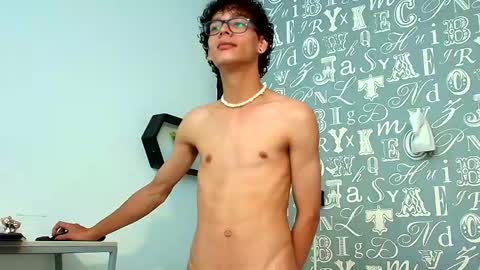Snapshot of lumberjack_20 chatting on 02-06-25, 06:18 Vanity ErosX online show from 02-06-25, 06:18