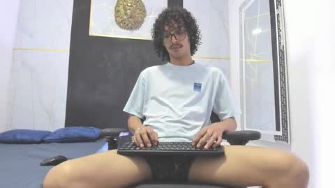 Snapshot of lumberjack_20 chatting on 02-02-26, 08:29 Vanity ErosX online show from 02-02-26, 08:29