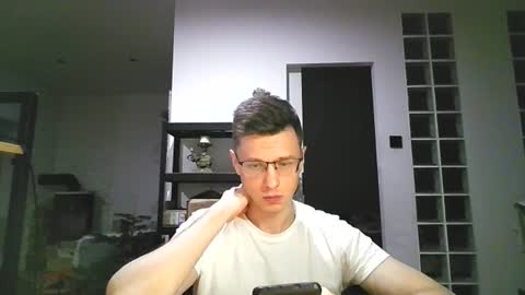 Andrew independent model 2000-0000 CET daily online show from 07-16-26, 09:32
