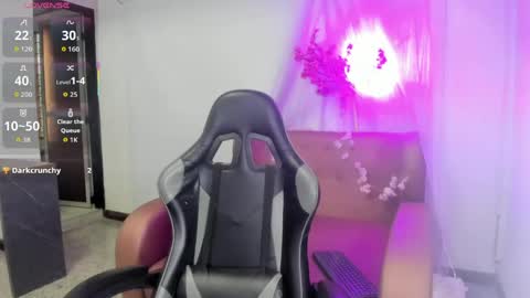 Luna online show from 03-24-26, 11:26