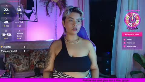 Luna online show from 04-17-26, 12:24