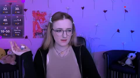 luna_berryy online show from 05-02-26, 08:14