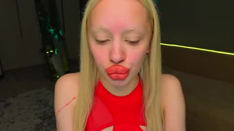 luna_beverly online show from 05-21-26, 08:49