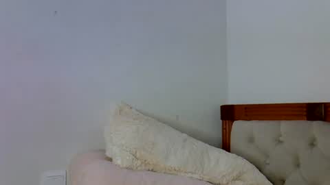 maskedmalkia online show from 07-14-26, 10:21