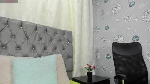 Luna Eva online show from 03-31-26, 01:44