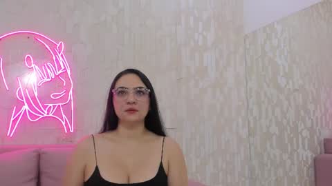 Snapshot of luna_ferrer1 chatting on 06-30-26, 11:44 luna_ferrer1 online show from 06-30-26, 11:44