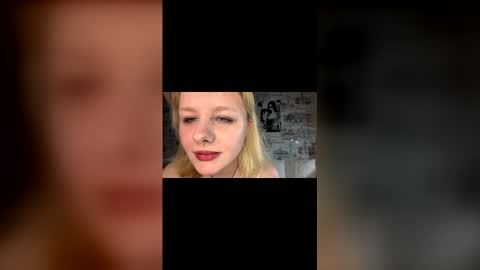 Luna online show from 04-21-26, 02:01