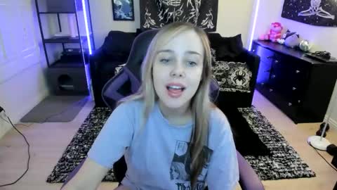 Luna online show from 04-08-26, 07:25