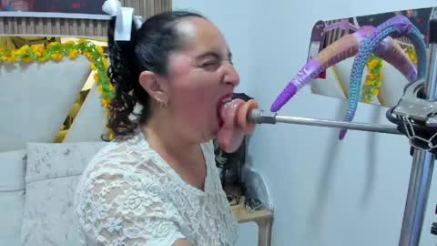 luna_naughty1 online show from 05-23-26, 10:14