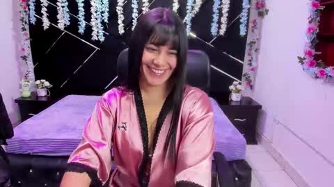 luna_staar_ online show from 02-04-26, 01:11