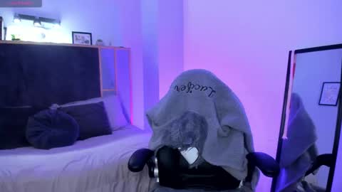 Luna online show from 01-18-26, 01:15