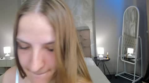 Luna online show from 04-15-26, 11:17