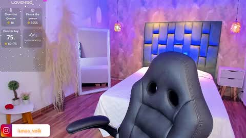 Snapshot of luna_volk chatting on 06-12-26, 03:38 Luna online show from 06-12-26, 03:38