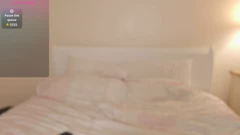 Snapshot of luna_yuki_doll chatting on 06-28-26, 02:50 Luna online show from 06-28-26, 02:50
