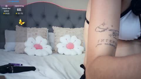 Luna online show from 07-17-26, 05:40