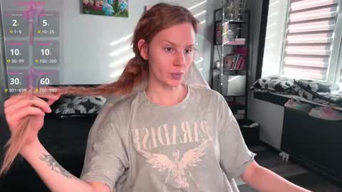 Britney online show from 02-09-26, 10:08