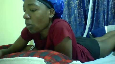 lunah_kitty online show from 05-16-26, 12:15