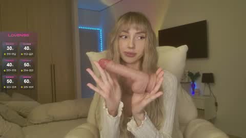 Luna online show from 06-22-26, 10:29