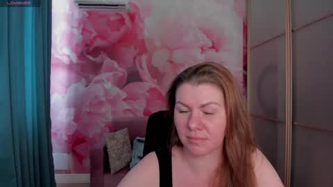lunakissesx online show from 06-13-26, 11:19