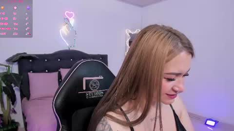 Snapshot of lunakitty_tay chatting on 06-27-26, 11:37 LUNA KITTY online show from 06-27-26, 11:37