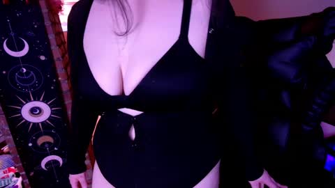 Luna online show from 04-03-26, 03:37