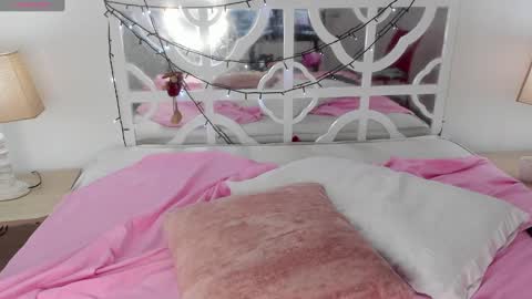 Luna Lasman  online show from 01-02-25, 03:29