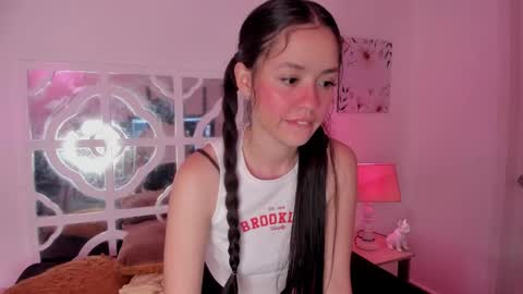 Luna Lasman  online show from 01-24-25, 11:48