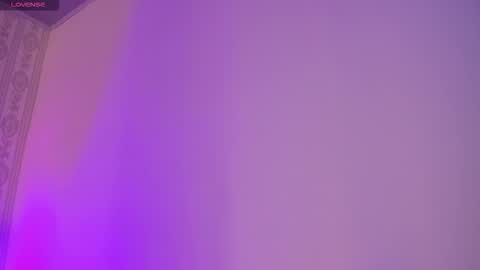 Snapshot of lunar_leen chatting on 11-01-25, 04:53 Luna online show from 11-01-25, 04:53