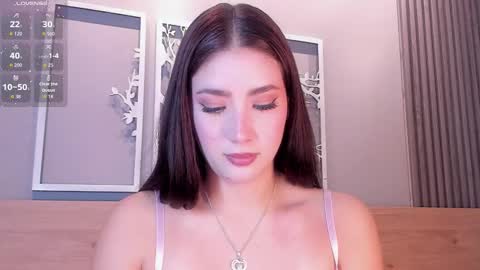 Snapshot of lunar_leen chatting on 11-26-25, 07:15 Luna online show from 11-26-25, 07:15