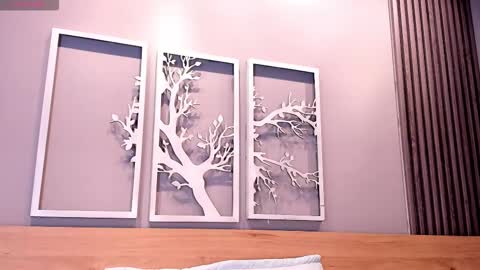 Snapshot of lunar_leen chatting on 12-17-25, 06:58 Luna online show from 12-17-25, 06:58