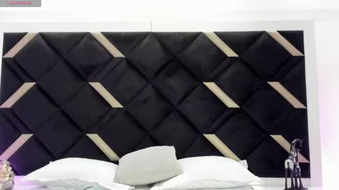 Lia 3 online show from 04-01-26, 07:44