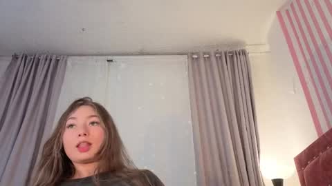 lunavelvet7 online show from 05-21-26, 10:28