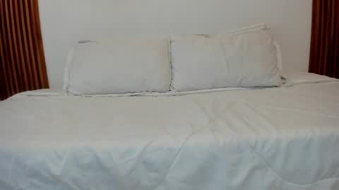 luniksa online show from 04-23-26, 12:29