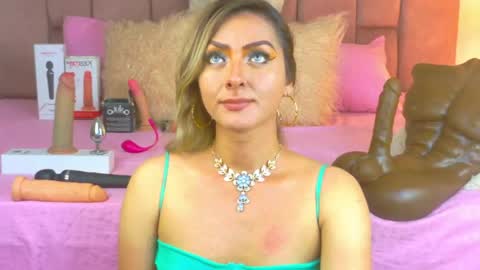 lunitadiva online show from 05-13-26, 04:15