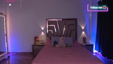 Snapshot of lunna_roosee chatting on 06-17-26, 10:43 LUNA ROSE online show from 06-17-26, 10:43