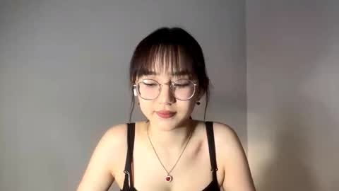 Snapshot of lupefaulker chatting on 03-09-26, 01:15 Roxie online show from 03-09-26, 01:15