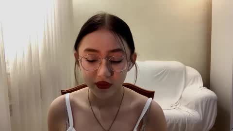 Roxie online show from 05-27-26, 01:08