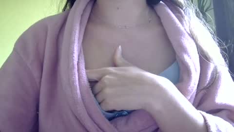 Snapshot of lupitaoxiton chatting on 07-24-26, 07:23 lupitaoxiton online show from 07-24-26, 07:23