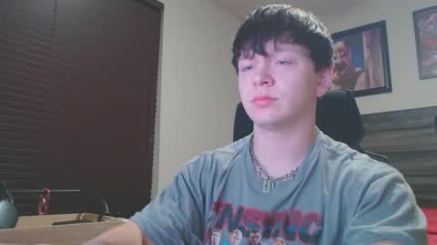 Snapshot of lustfullives chatting on 12-04-24, 05:38 LustfulLives online show from 12-04-24, 05:38