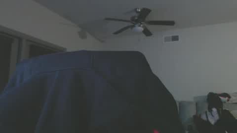 Snapshot of lustfullives chatting on 12-14-24, 03:29 LustfulLives online show from 12-14-24, 03:29