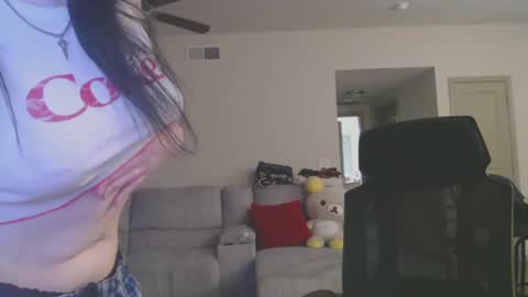 Snapshot of lustfullives chatting on 12-15-24, 03:34 LustfulLives online show from 12-15-24, 03:34