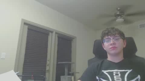 Snapshot of lustfullives chatting on 03-12-25, 06:29 LustfulLives online show from 03-12-25, 06:29