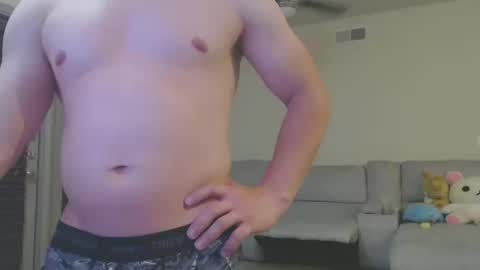 Snapshot of lustfullives chatting on 10-10-25, 05:50 LustfulLives online show from 10-10-25, 05:50